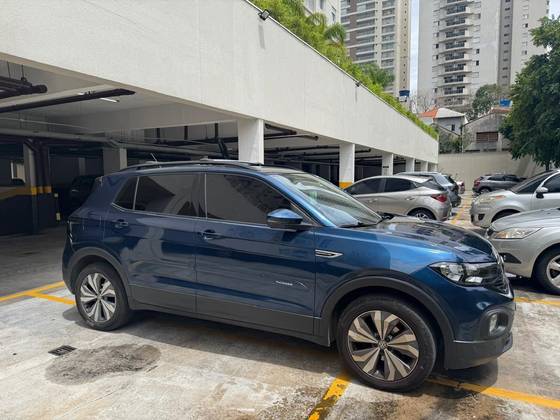 VOLKSWAGEN T-CROSS 1.0 200 TSI TOTAL FLEX COMFORTLINE AUTOMÁTICO